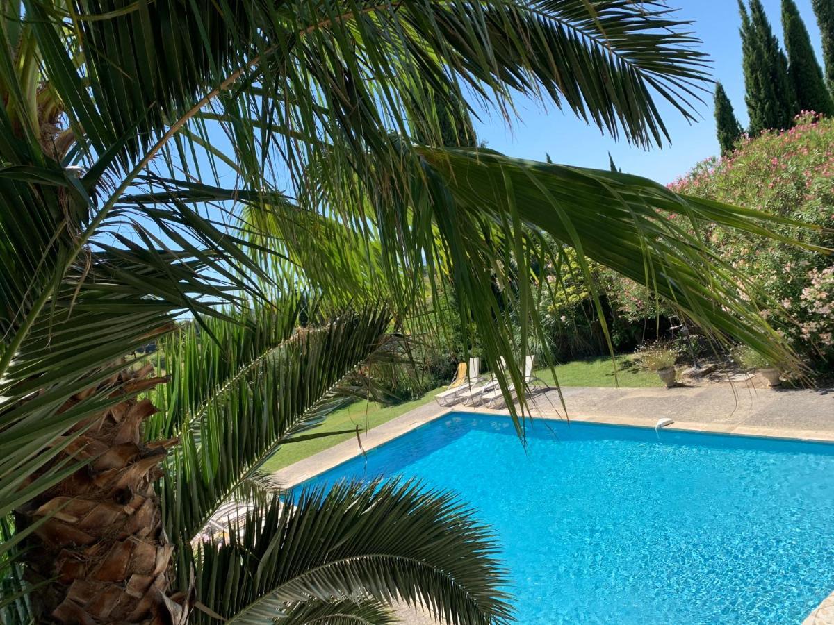 Domaine La Condamine Crillon Le Brave Hotel ภายนอก รูปภาพ