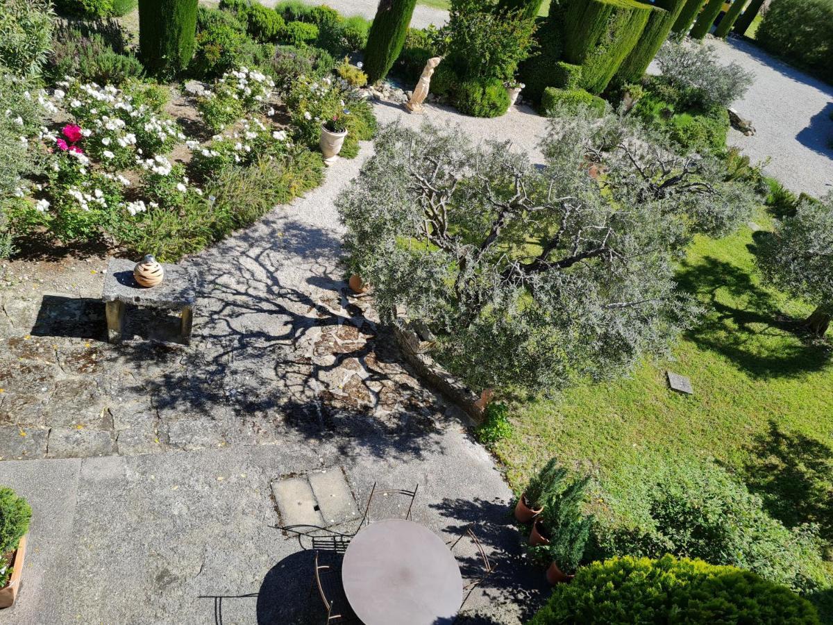 Domaine La Condamine Crillon Le Brave Hotel ภายนอก รูปภาพ