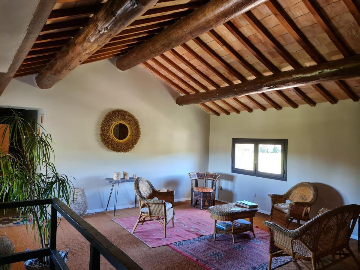 Domaine La Condamine Crillon Le Brave Hotel ภายนอก รูปภาพ