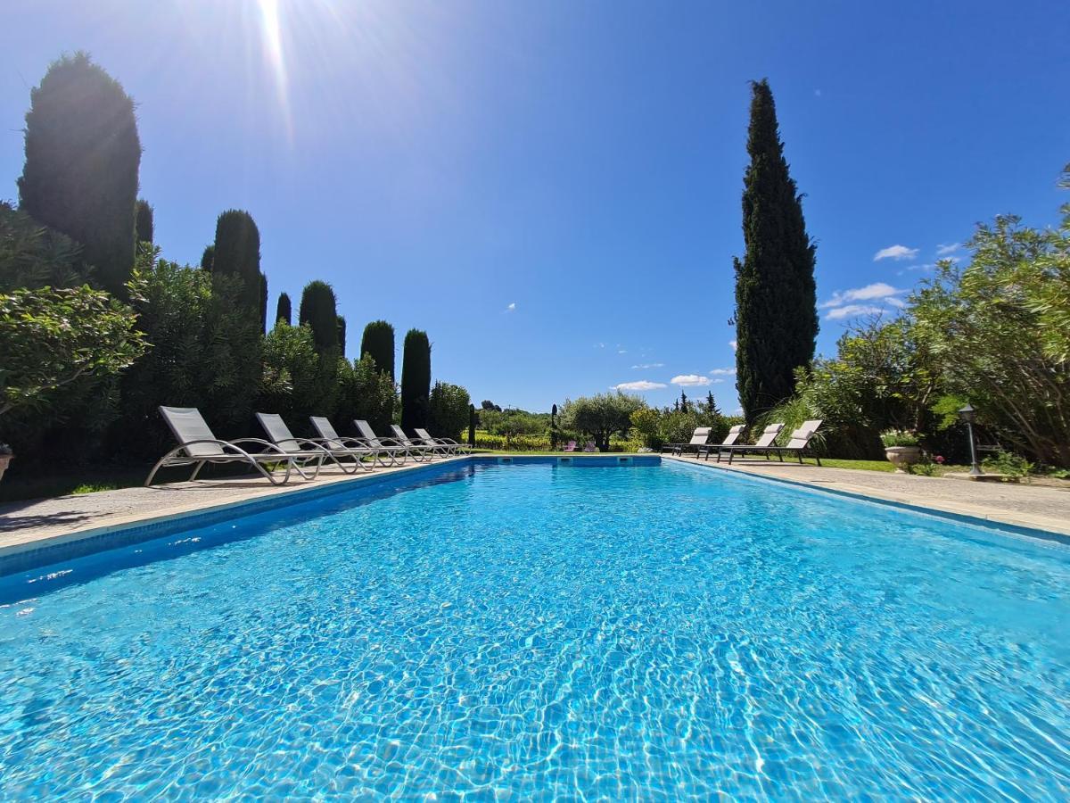 Domaine La Condamine Crillon Le Brave Hotel ภายนอก รูปภาพ