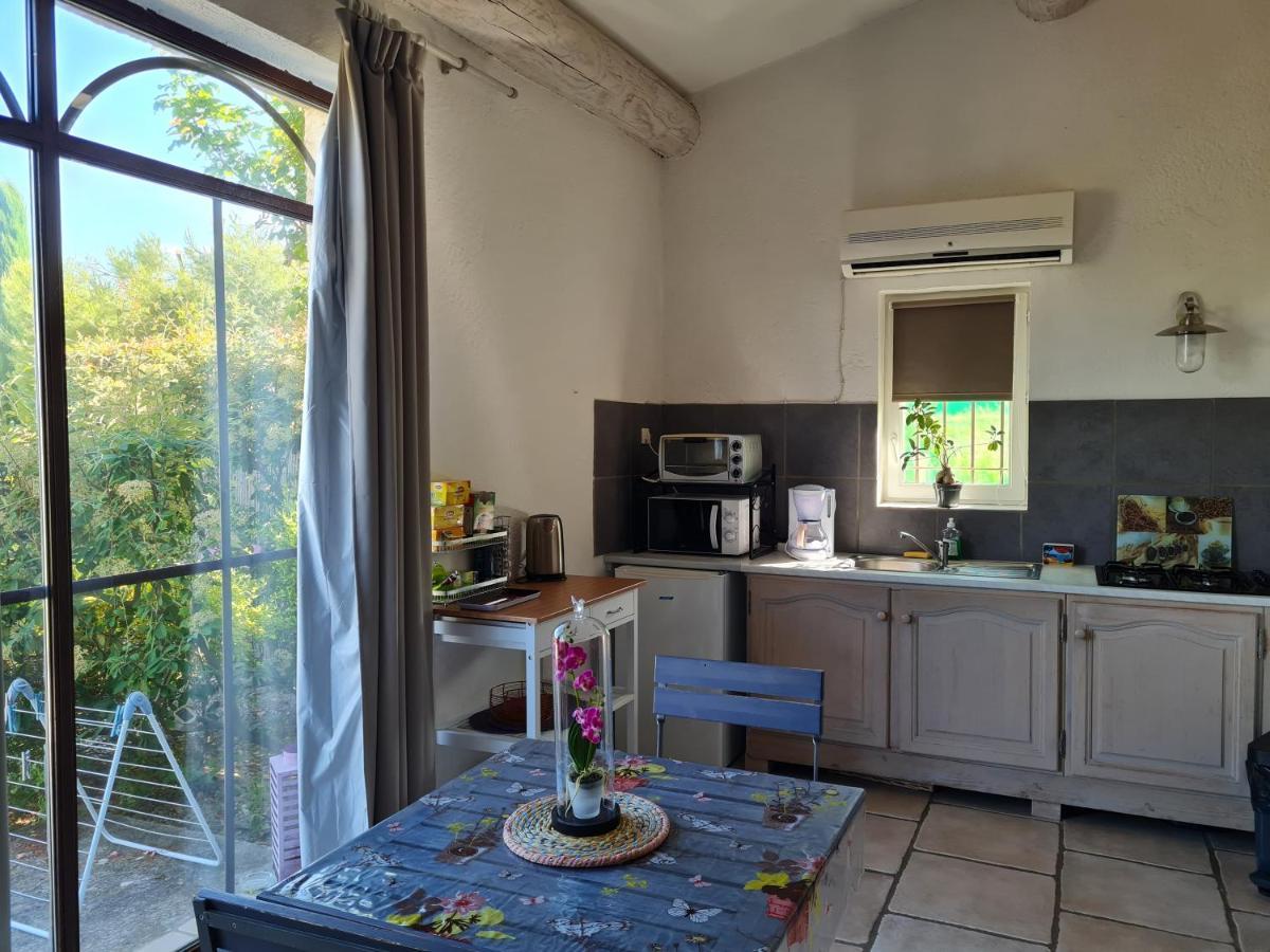 Domaine La Condamine Crillon Le Brave Hotel ภายนอก รูปภาพ